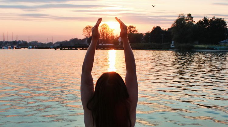 Wczasy nad morzem poza sezonem – sprawdź, dlaczego warto!